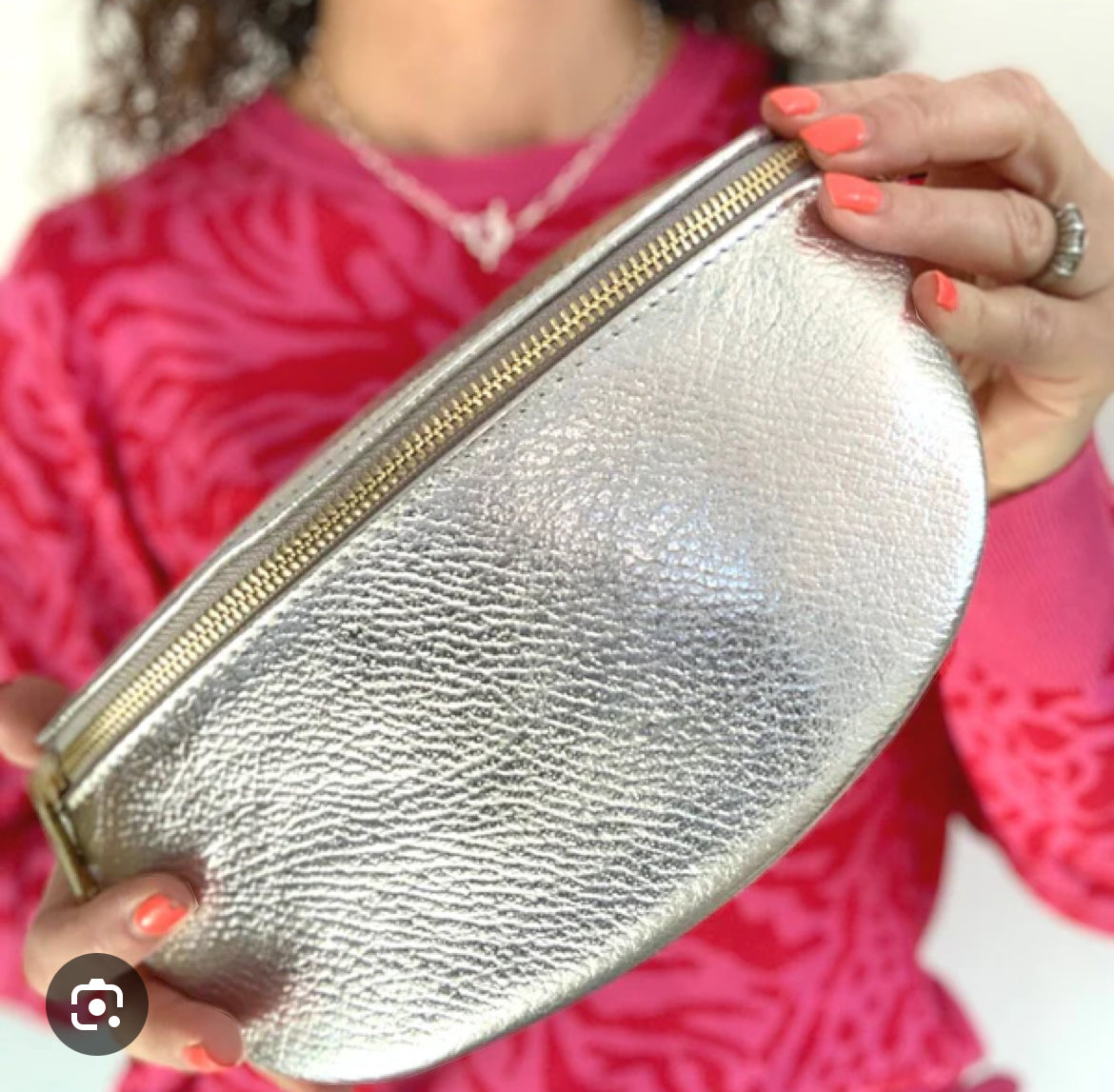 Oversized bum bag silver