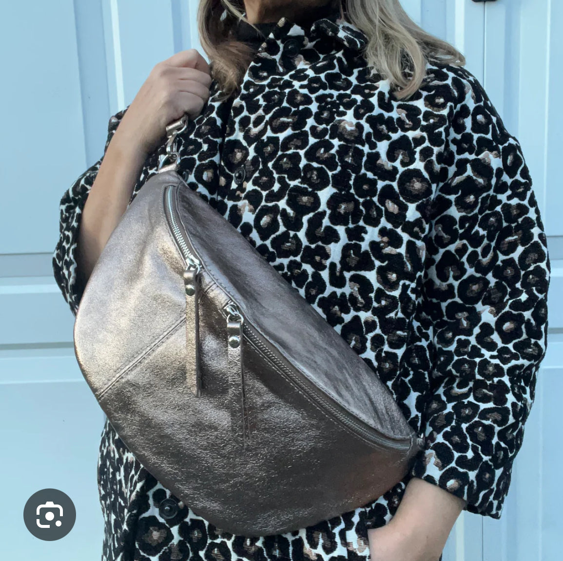 Oversized bum bag silver