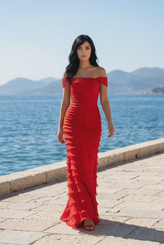 Layer cake red